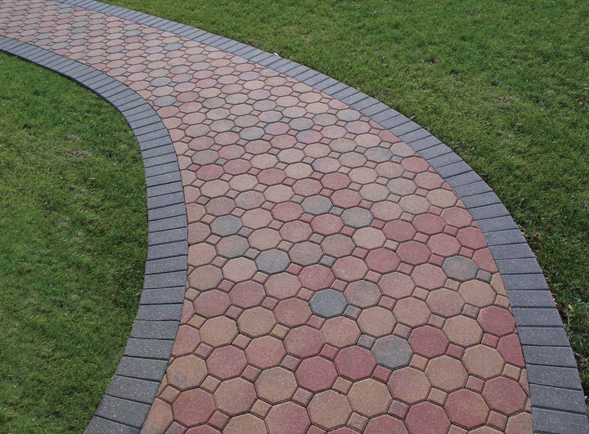 Nicolock-Cobble-1-scaled-1.jpg
